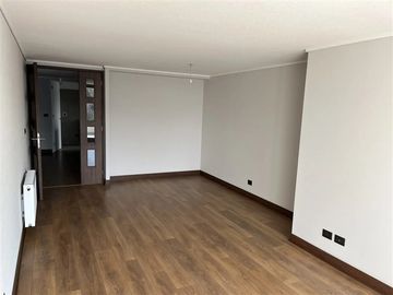 Departamento en arriendo de 4 dorm. en Ñuñoa
