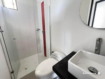 apartamento en arriendo en el golf. Cod A92152