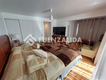 Departamento en venta de 5 dorm. en Providencia
