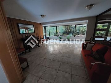 Departamento en venta de 5 dorm. en Providencia