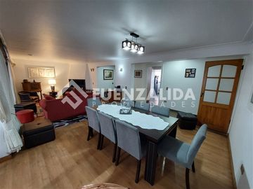 Departamento en venta de 5 dorm. en Providencia