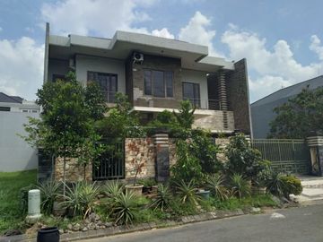 DIJUAL RUMAH Minimalis Imperial Golf Regency @Pakuwon Indah, Lokasi strategis, Harga ciamik