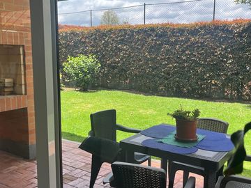 Casa de 3 niveles en condominio campestre, ubicado en Chia