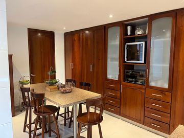 Casa de 3 niveles en condominio campestre, ubicado en Chia