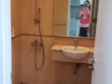 SEWA Apartemen FX Residence semifurnish 3BR lantai 29 siap huni