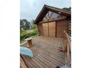HERMOSA CASAQUINTA ESTILO CABAÃA A ESTRENAR! DISEÃO Y ESTILO,PISCINA DECK, LOTE 800M2, ZONA QUINTAS