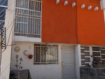 Casa 3 recámaras y terraza, preciosa y en buen estado, Cuautitlán, Méx.