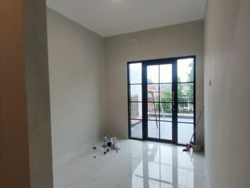 Rumah Mewah Siap Huni di Tanah Baru Depok Dekat Jakarta Selatan 1 M an (edith)
