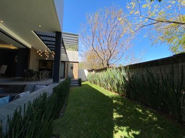 Casa en Venta - Parque Santo Domingo - Zona Azul en Lomas de Angelópolis