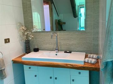 Casa en venta de 4 dorm. en Vichuquén(38585)