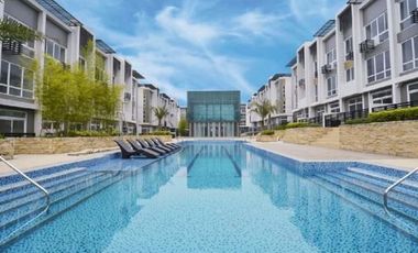 3BR Townhouse near Tomas morato, GMA, Fisher mall, Banawe, Mother Ignacia,St lukes,Capitol, San juan, New Manila Delta