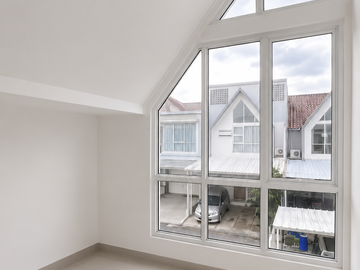 TERMURAH!! Rumah 2 Lantai Boston Village Aniva Gading Serpong Dekat BSD dan Tol