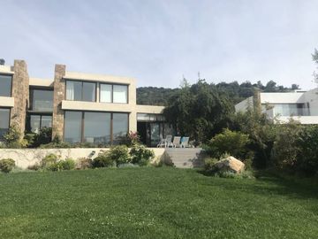 EL GOLF DE MANQUEHUE / MANQUECURA