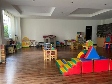 VENTA DEPARTAMENTO MODERNO EN VILLA FLORENCE - INTERLOMAS