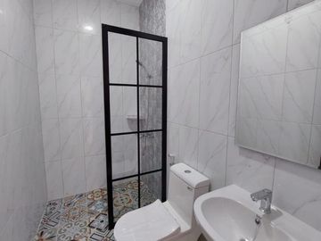 Jual Rumah Klasik Siap Huni View Gunung di Taman Udayana Sentul City Bogor