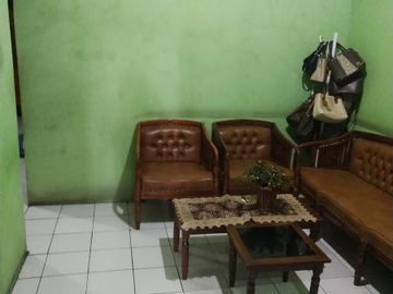 Rumah tanah luas di Tanah Baru beji Depok