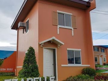 Ezabelle Unit in Camella Pili