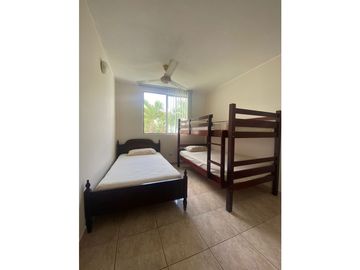 CASA DE VENTA EN CONJUNTO HABITACIONAL TONSUPA AN