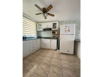CASA DE VENTA EN CONJUNTO HABITACIONAL TONSUPA AN