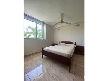 CASA DE VENTA EN CONJUNTO HABITACIONAL TONSUPA AN