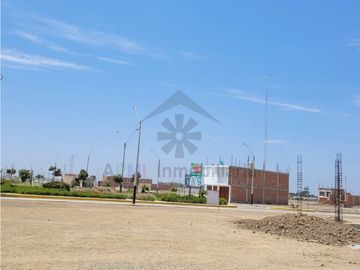 REMATE DE TERRENO FRENTE A PARQUE EN SAN ANTONIO DE CHICLAYO EN MENORCA