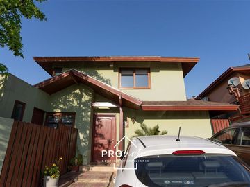 Casa en Venta en Barrio La Hacienda/Cousiño Macul