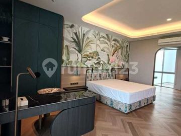 Rumah Mewah Furnished Pik, Area Full View Laut dan Golf