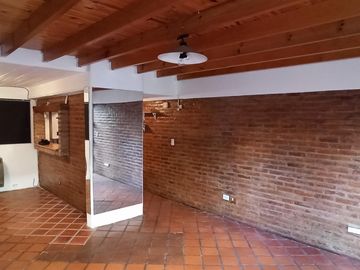 DPTO 3 AMBIENTES EN DUPLEX EN PLENO LANUSITA. RETASADO