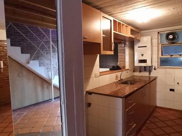 DPTO 3 AMBIENTES EN DUPLEX EN PLENO LANUSITA. RETASADO