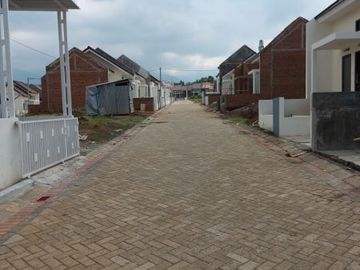 Dijual Rumah Baru dekat Kampus Unisma Villa Bukit Tidar
