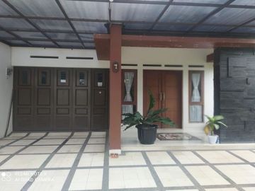 Rumah Besar di Banyuwangi Asri Antapani Kota Bandung Harga di Bawah Harga Pasar