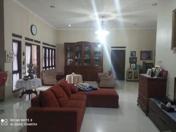 Rumah Besar di Banyuwangi Asri Antapani Kota Bandung Harga di Bawah Harga Pasar