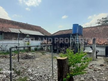 Rumah klasik dan asri pusat kota Semarang
