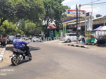 Rumah klasik dan asri pusat kota Semarang