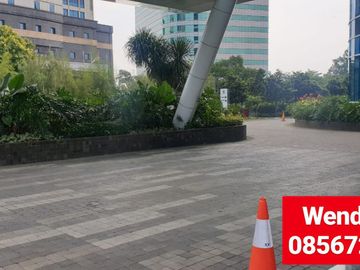 RUANG KANTOR SIAP PAKAI at MANHATTAN SQUARE 249sqm (DISEWA)