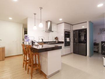 apartamento en venta en chico norte iii. Cod V6563