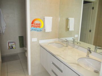 Departamento de Lujo Frente Al Mar de Venta en Playas, Ocean Club 286 m.