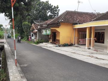 Rumah Asri dan Strategis dekat Pasar Prambanan dan Candi Prambanan