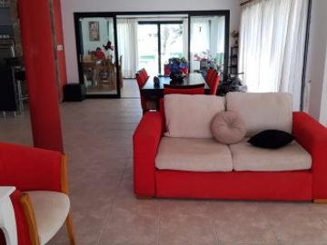CASA EN CLUB DE CAMPO LAS PERDICES