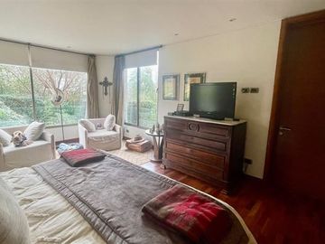 Dp.exclusivo,6 dorm.6 baños estar,4estacionamientos,jardines