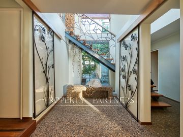 Vista panorámica en condominio. Casa en venta, La Reina Alta.