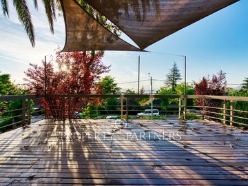 Vista panorámica en condominio. Casa en venta, La Reina Alta.
