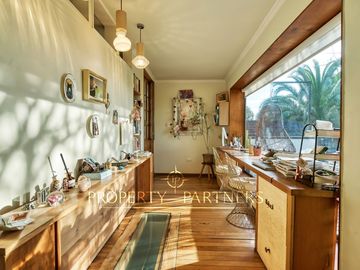 Vista panorámica en condominio. Casa en venta, La Reina Alta.