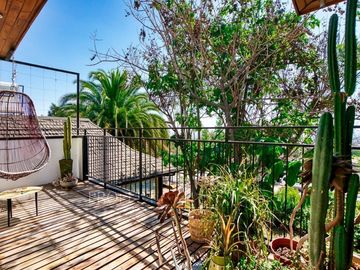 Vista panorámica en condominio. Casa en venta, La Reina Alta.