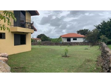VENTA CASA ALTO BOQUETE