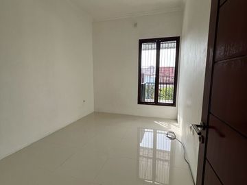 Rumah Siap Huni, Bersih & Rapi Meadow Green, Lippo Cikarang