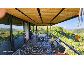 EN VENTA CASA CAMPESTRE