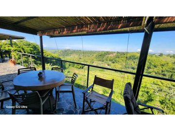 EN VENTA CASA CAMPESTRE