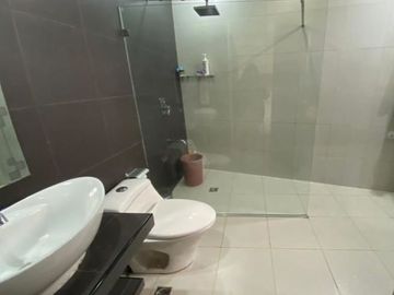 SOLAR POWERED, Fully Airconditioned Townhouse for Sale in Kapitolyo, Pasig City!