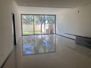 Casa en La Joya Residencial